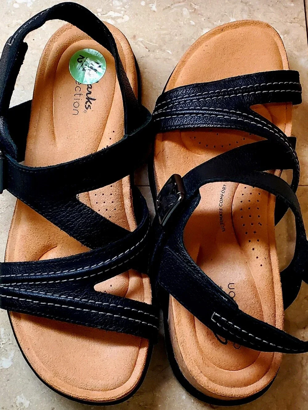 Clarks women black